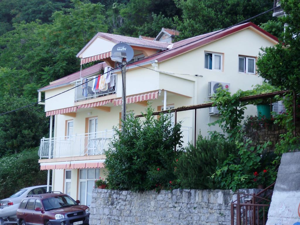 טיווט Apartments Olga מראה חיצוני תמונה